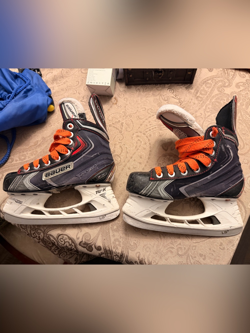🏒🔥 BAUER VAPOR HOCKEY SKATES — JUNIOR SIZE 2  🔥🏒